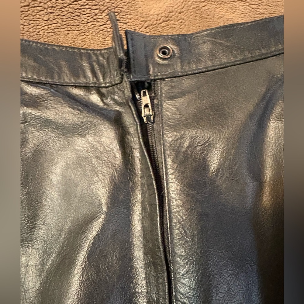 Comint Black Leathet Skirt, Sz 5/6 - Picture 4 of 8